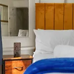 Selfridges Skyline Suite Located Next To Bond Street 5Gc